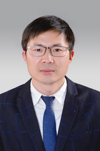 漆辉雄 漆辉雄